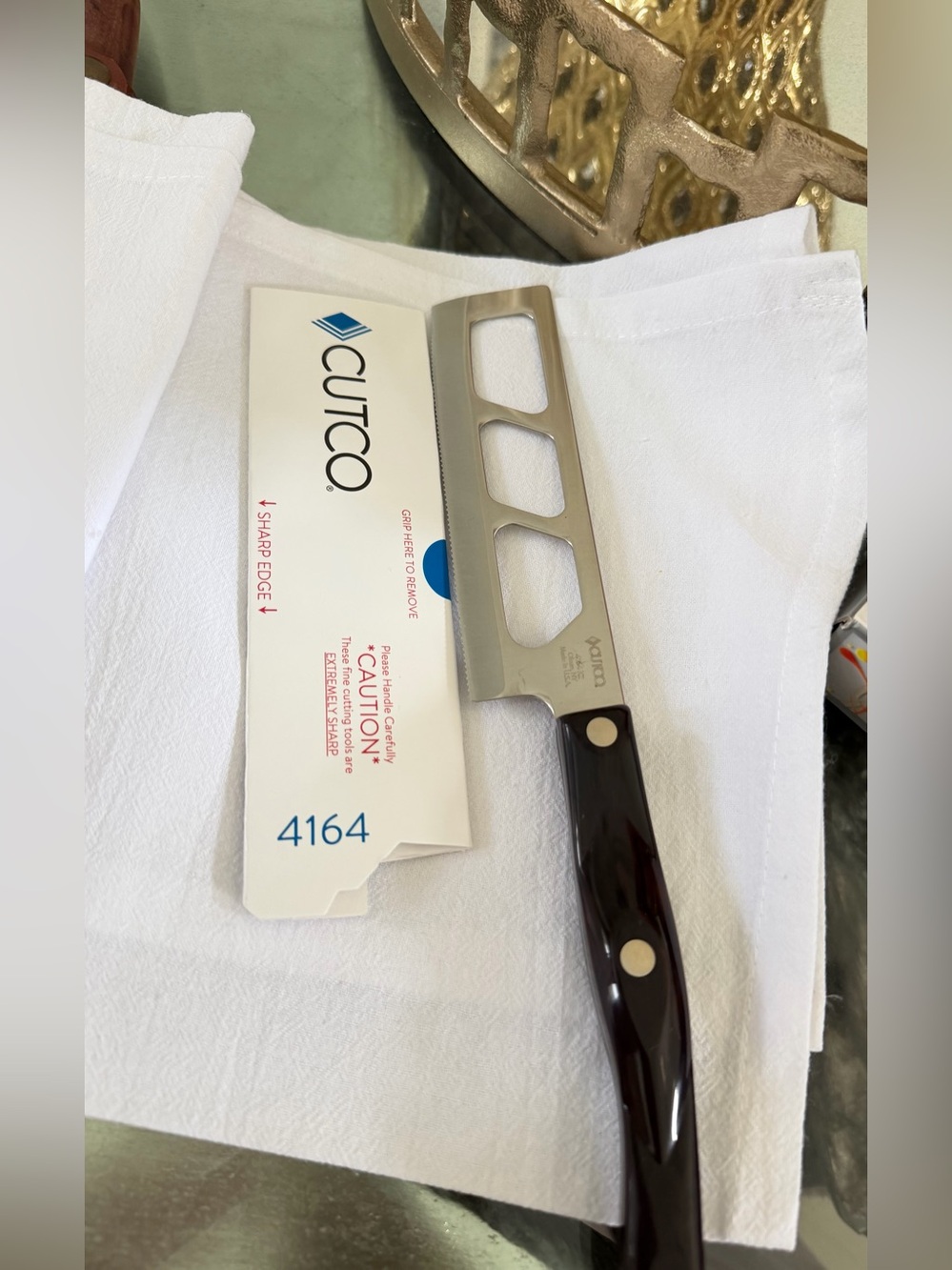 Cutco 5 1/2" Gourmet Utility Knife #4164 - Picture 3 of 6